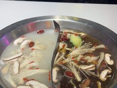 -卤校长重庆火锅(国兴店)