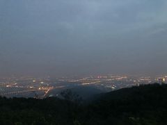 -鬼笑石后山停车场