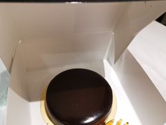 榛心巧克力蛋糕-Awfully Chocolate(来福士广场店)