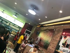 等位区-银记肠粉店(中山一路店)