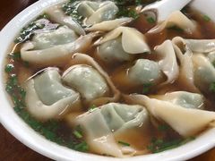 荠菜肉大馄饨-吴家馄饨
