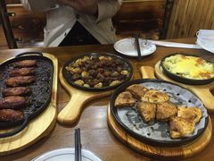 -老东镇啤酒屋海鲜加工·蒸汽海鲜·海鲜烧烤(台东店)