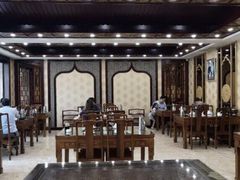 大堂-民族饭荘(新华大街店)