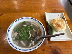 -岳记羊肠馆(陵园小区店)