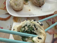 -小杨生煎(金山百联购物中心3楼店)