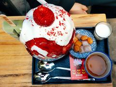 草莓生乳冰-WONDER ICE 萬得冰田(建設路总店)