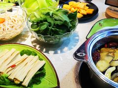 -一叶一世界·素食餐厅(锦华万达店)
