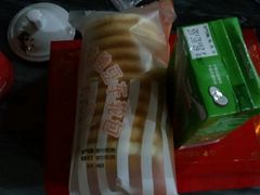 -Caidie Bakery采蝶轩(百越店)