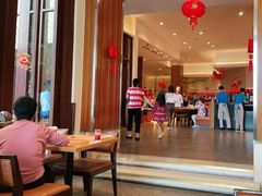 -亚龙湾希尔顿自助餐厅·海鲜·烧烤·沙滩BBQ·现场乐队