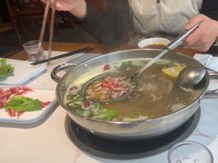-乡土黄·鲜牛肉火锅·小龙虾(兴业街店)