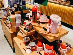 零售区-星巴克(无锡高铁站店)