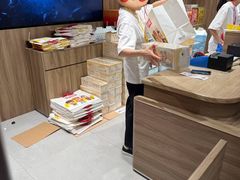 -泡泡玛特POPMART(国金街店)