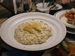 -MONICH牛排融合餐厅(和义大道购物中心店)