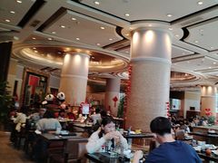 -怡聚轩全日制自助餐厅(大中华喜来登酒店)