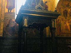 -滴血救世主教堂