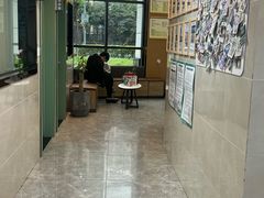 -半岛宠物医院24小时·内窥镜·牙科·碎石中心(府城大道店)