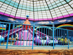 -蓝精灵乐园·世茂精灵之城主题乐园