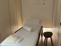 -常乐·对症推拿(长宁来福士店)