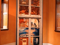 -Nathalie Djurberg与Hans Berg“牛皮纸包裹的月亮”-Prada荣宅当季展览