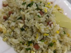 -江城燕子大排档(江汉路步行街店)