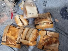 -皇冠幸福里动物奶油生日蛋糕(马祖路店)
