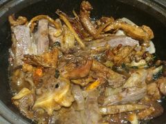 -胡须佬鸡煲四季火锅店(石厦西村直营店)