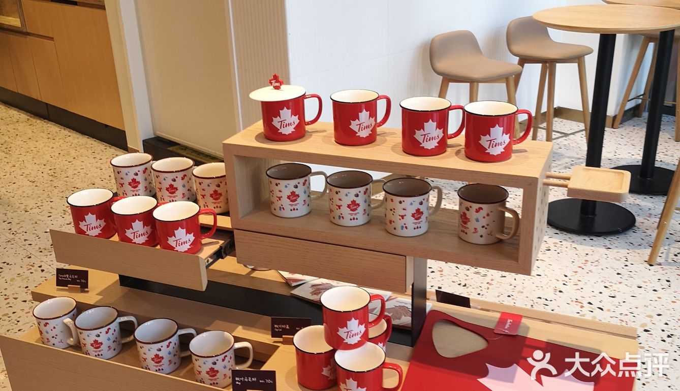 月亮🌙弯弯，绵绵绵绵缠缠。咖啡分你一半