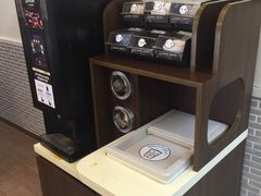 -全家便利店(愚园店)