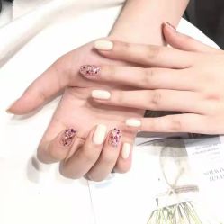 -由甲·美甲美睫工作室