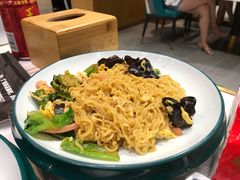-四季烟火烧烤酒场