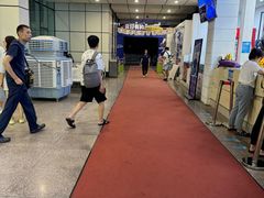 -奥冠体育华师附中恒温游泳馆