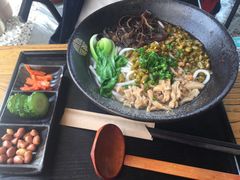 -俏湘私房菜(国贸店)