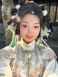 -一揽芳华汉服旗袍体验馆(拙政园店)
