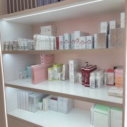 -苗方清颜痘肌研究所