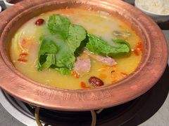 -阿婆情腊排骨火锅·野生菌季(古城旗舰店)
