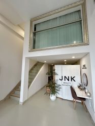 -JNK皮肤管理中心