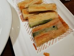 -新白鹿餐厅(滨江银泰店)