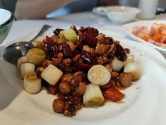 宫保鸡丁-川香楼酒家