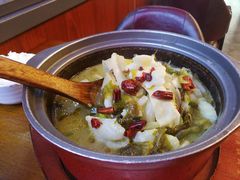 -周鱼小馆石锅酸菜鱼(活力汇店)