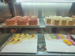 -牛YO寿喜烧·铁板烧和牛火锅自助(市府恒隆店)