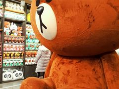 -LINE FRIENDS Garosu-gil Flagship Store