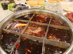 -朱氏胖子烂火锅(洪崖洞店)