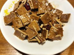 -老四川(T3航站楼F指廊店)