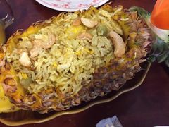 -Dang restaurant (patong phuket)