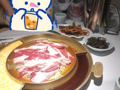 -猪啊牛呀羊啊铜盘烤肉(正大广场店)