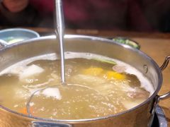牛骨原汤锅-左庭右院鲜牛肉火锅(金山万达店)