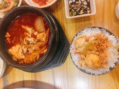 泡菜豆腐汤-喜来稀肉(北外滩白玉兰广场店)