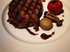 -恰餐厅及酒吧 CHAR Bar & Grill (北京丽都皇冠假日店)