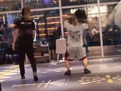 -威蒂斯国际健身游泳会所(东莞庄路店)