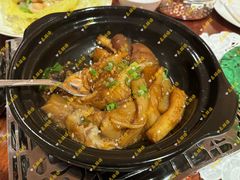 鱼香茄子海参煲-嘉麟楼